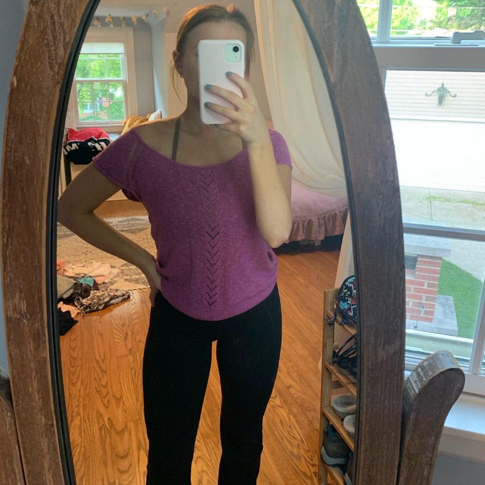 Rubbish purple short sleeve sweater